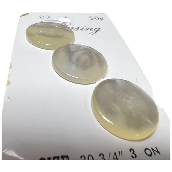 Vintage Lansing Pearl Buttons Closures Iowa NOS Card Size 30 50 Cent - Picture 3 of 4